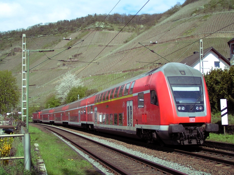 RE vers Trier à Neef