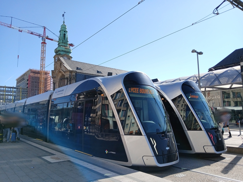 Tram à la gare centrale de Luxembourg